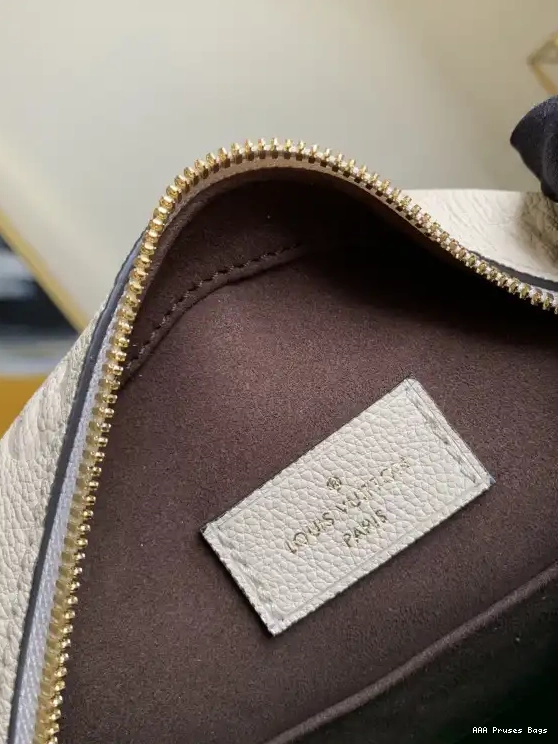 AAA Pruses Bags MM BOITE SOUPLE CHAPEAU VUITTON LOUIS 0620